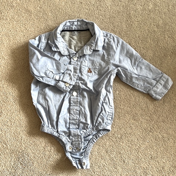 Baby shirt onesie, colour light blue, size 6-12m. Great condition, like new - Picture 6 of 6